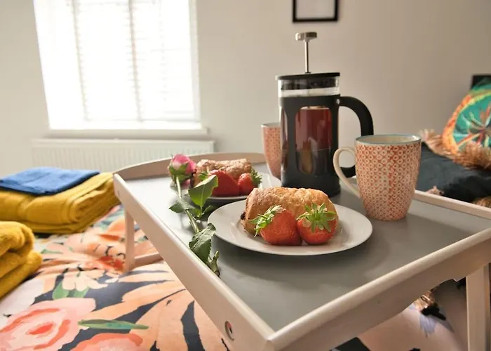 Quirky & Comfortable Residence