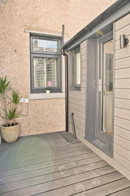 Quirky & Comfortable Workington